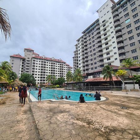 Glory Beach Resort Seaview Private 2Br Port Dickson Exterior foto