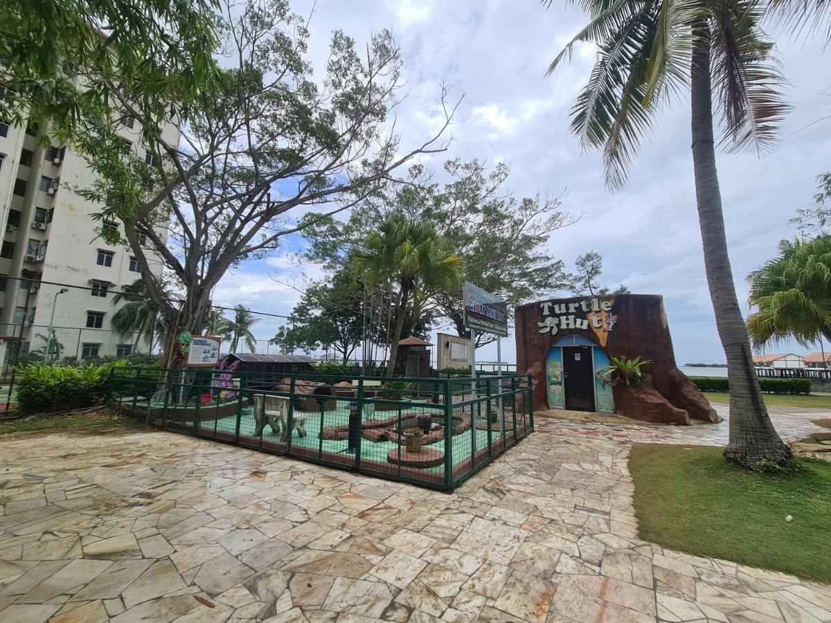 Glory Beach Resort Seaview Private 2Br Port Dickson Exterior foto